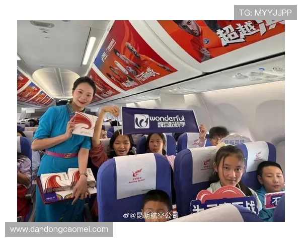 昆航空乘携手玉昆球星打造创意广告共同呈现别样乘机小贴士 昆航空乘携手玉昆球星打造创意广告共同呈现别样乘机小贴士